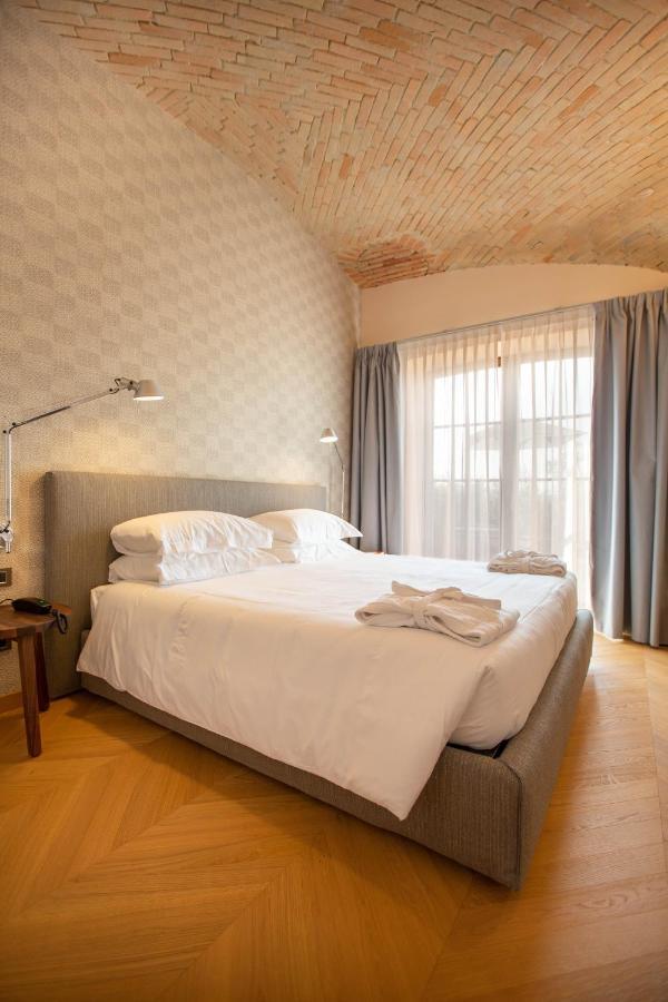 Villaggio Narrante - Cascina Galarej Serralunga d'Alba Zewnętrze zdjęcie